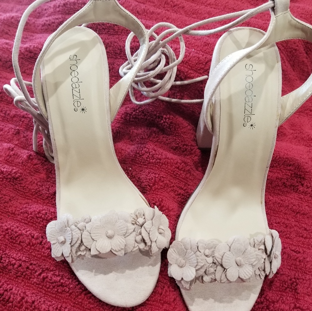 Ankle tie floral sandal
